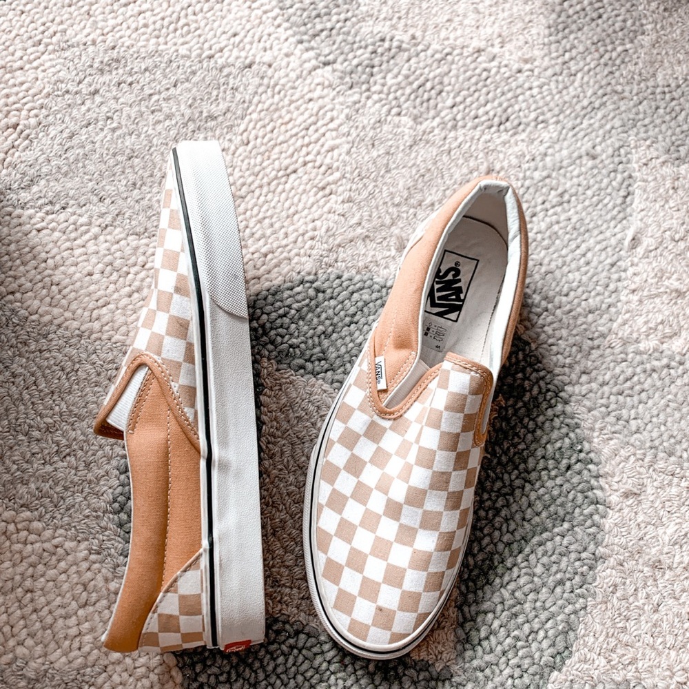 checkered vans